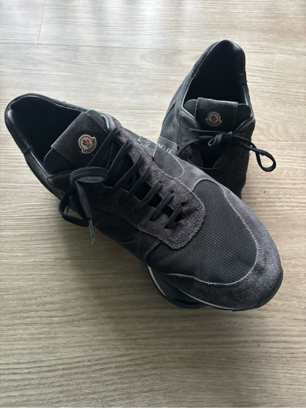 Moncler Men's Dark Gray Black Suede & Mesh Lace-Up Sneakers 11.5
